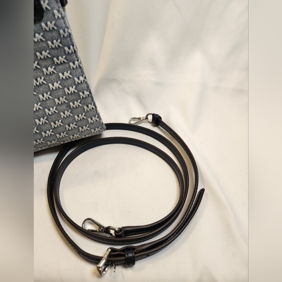 Michael Kors Hamilton Small Logo Embossed Washed Denim Satchel - Picture 10 of 13